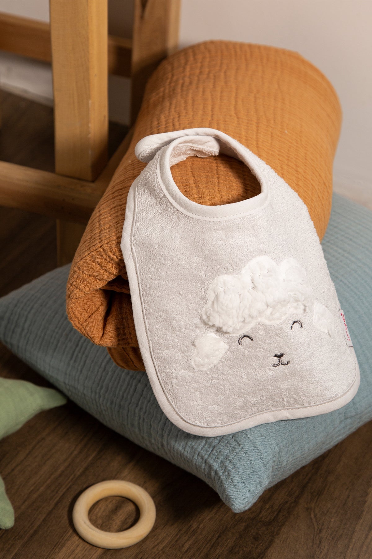 Wooly Bebek Önlüğü