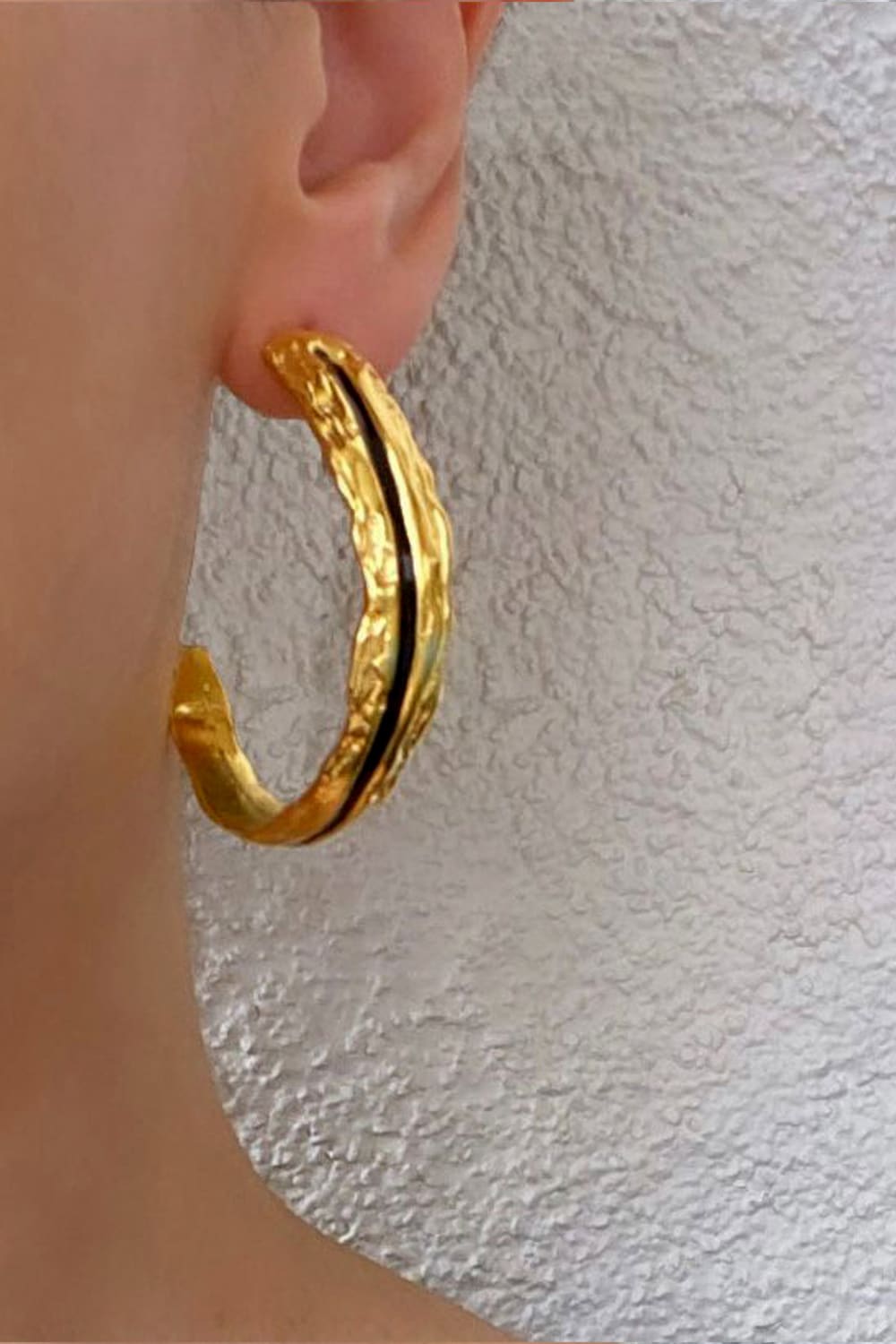 Enki Siyah Mineli Gold Büyük Halka Küpe - 1