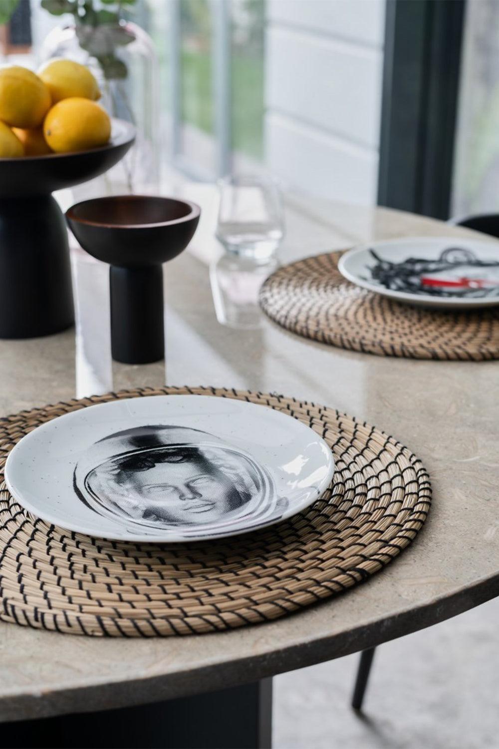 Dekoratif Tabak No:3 Medusa Is Beautiful Now - 5