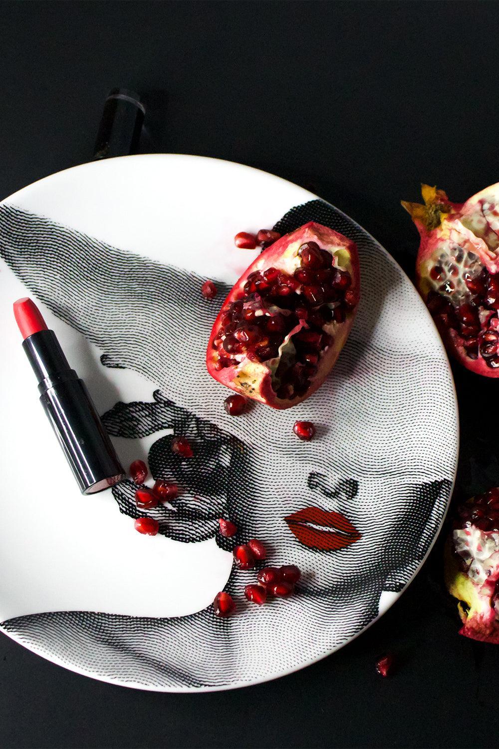 Dekoratif Tabak No:4 Medusa Is Beautiful Now - 1