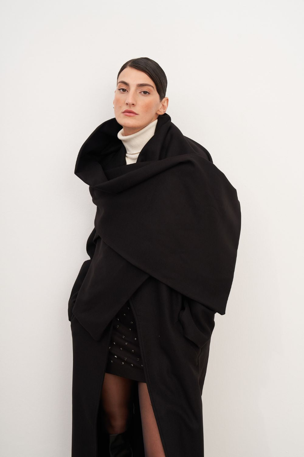 Omuz Detaylı Uzun Kaşe Kaban - 1