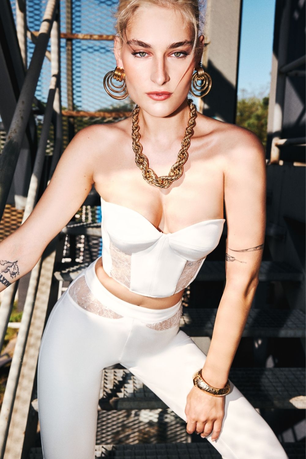 Light Corset With Lace Detail - 0