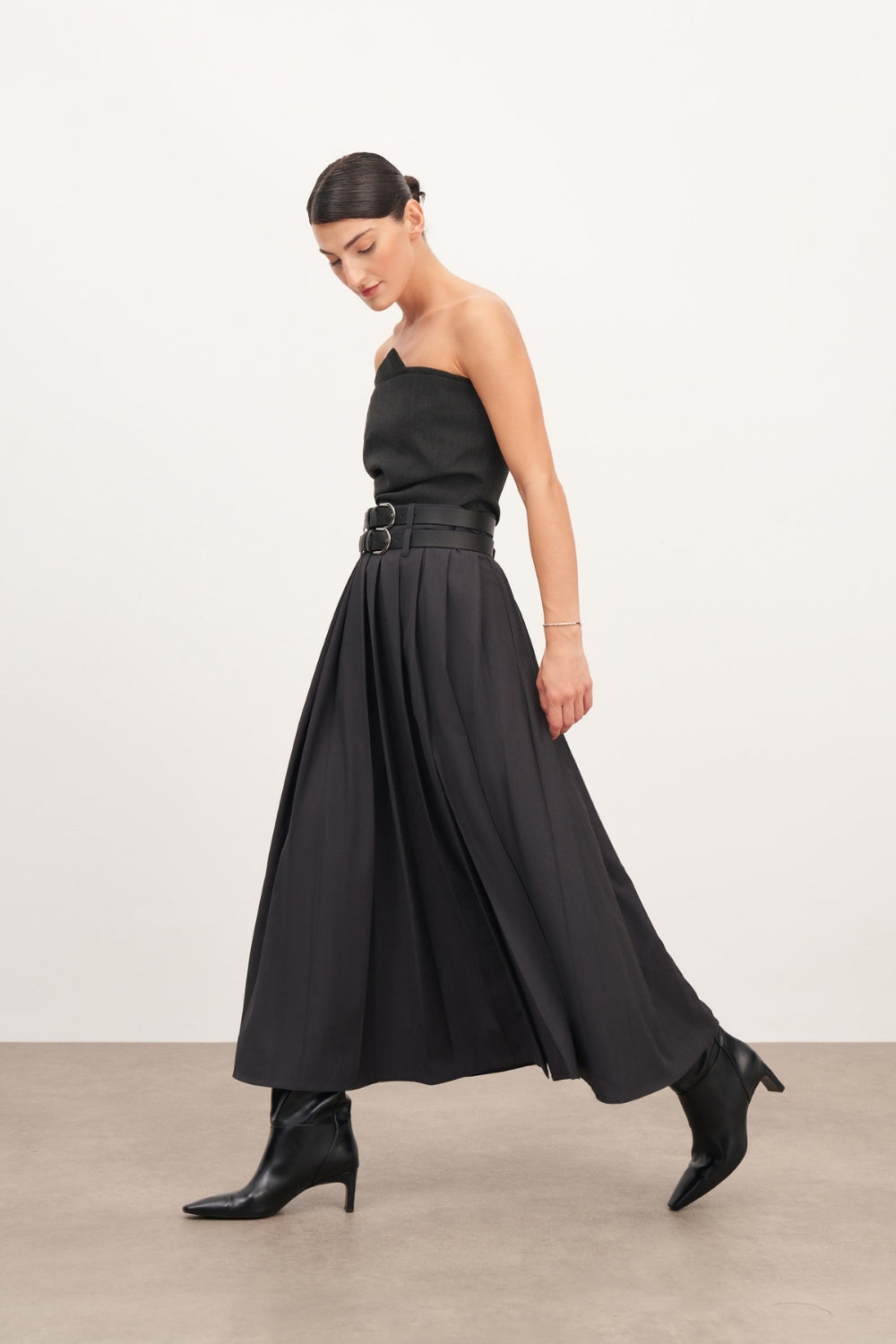 Pileli Yırtmaç Ve Cep Detaylı Uzun Etek - 0