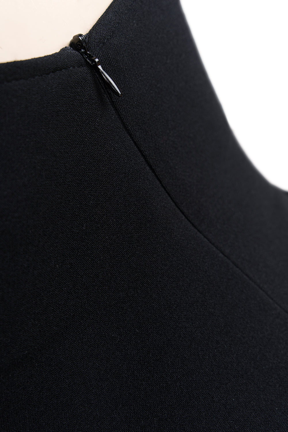 Kare Yaka Siyah Elbise - 4