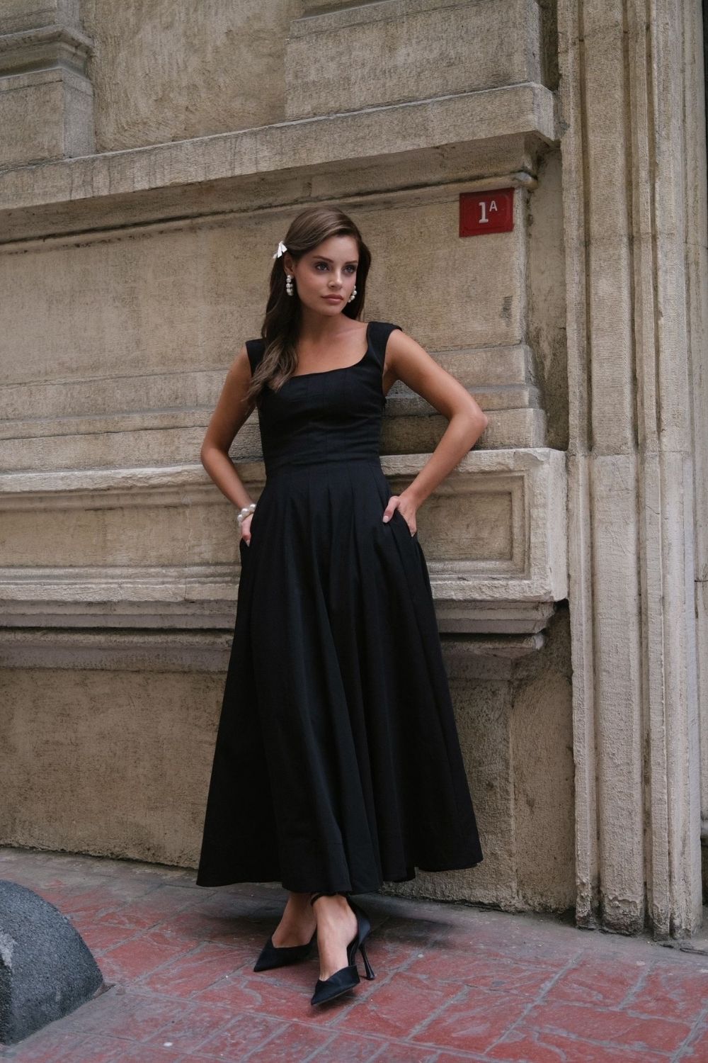 Luna Siyah Midi Elbise - 1