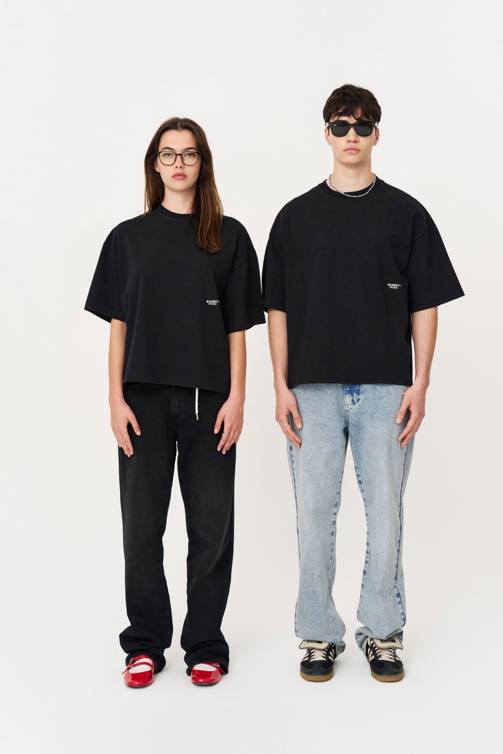 Kısa Kollu Heykel Baskılı Box Fit Siyah T-Shirt - 1