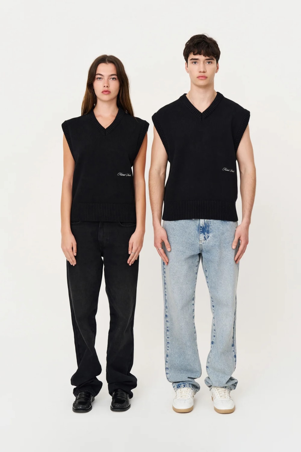 Nakışlı Siyah Süveter - 1