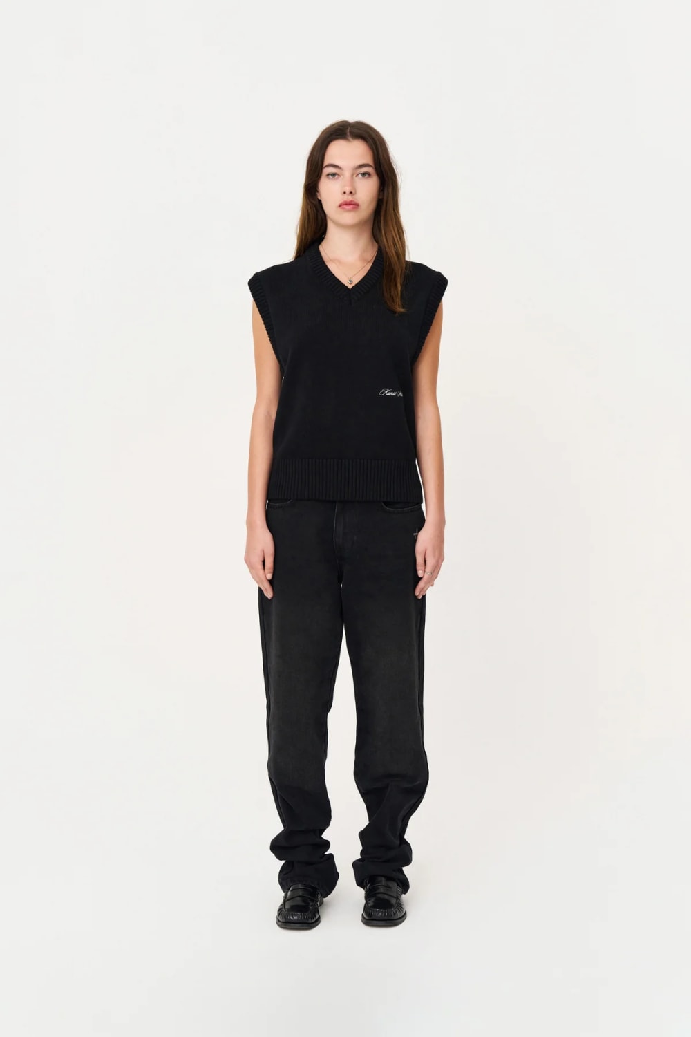 Nakışlı Siyah Süveter - 2