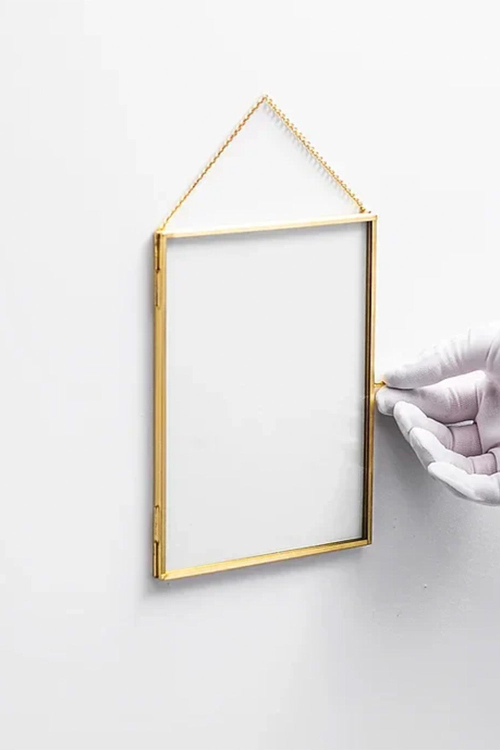 Dikey Pirinç Gold Kapaklı Cam Duvar Askılı Fotoğraf Çerçevesi 20x15cm - 2