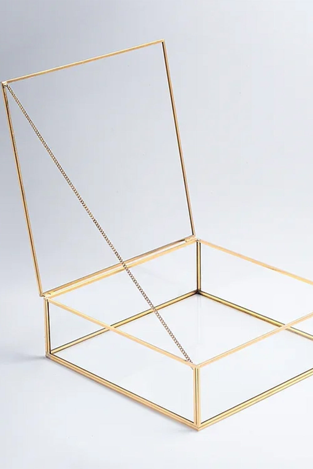 Pirinç Gold Cam Kapaklı Takı Aksesuar Çikolata Fotoğraf Kutusu 30x30x8cm - 1
