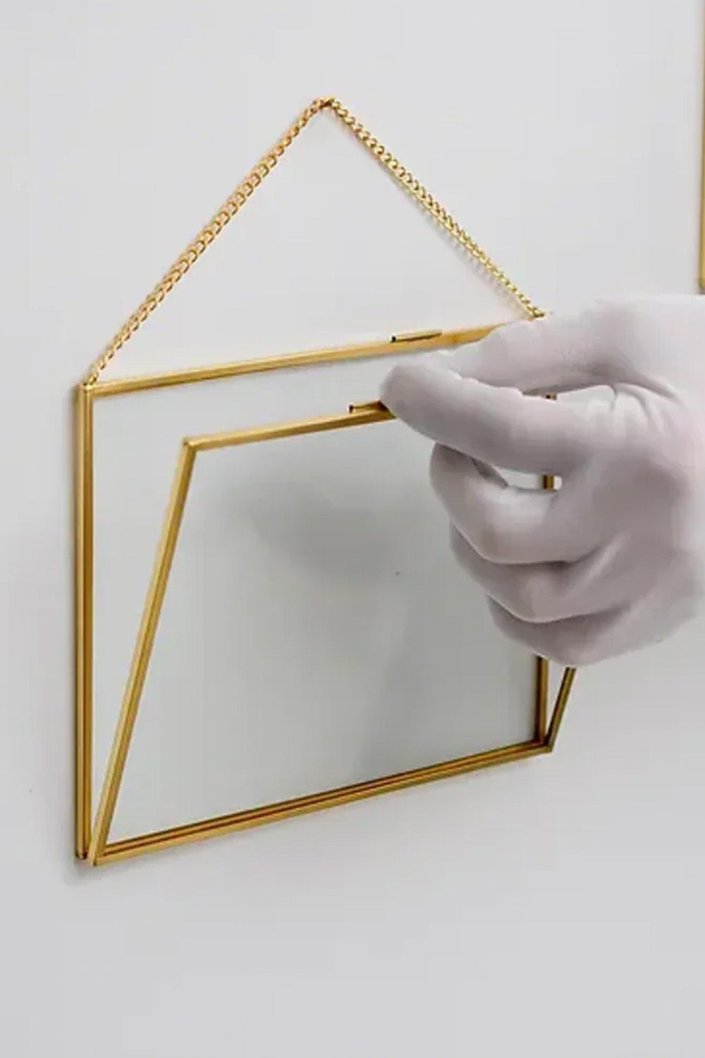 Yatay Pirinç Gold Cam Duvar Askılı Fotoğraf Çerçevesi Kapaklı 35x25cm - 2