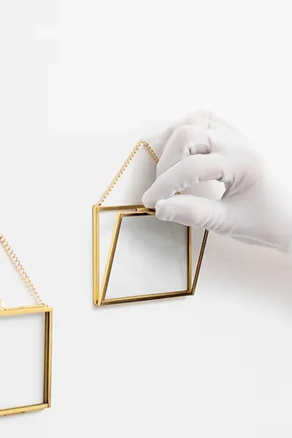 Yatay Pirinç Gold Kapaklı Cam Duvar Askılı Fotoğraf Çerçevesi 12x8cm - 2