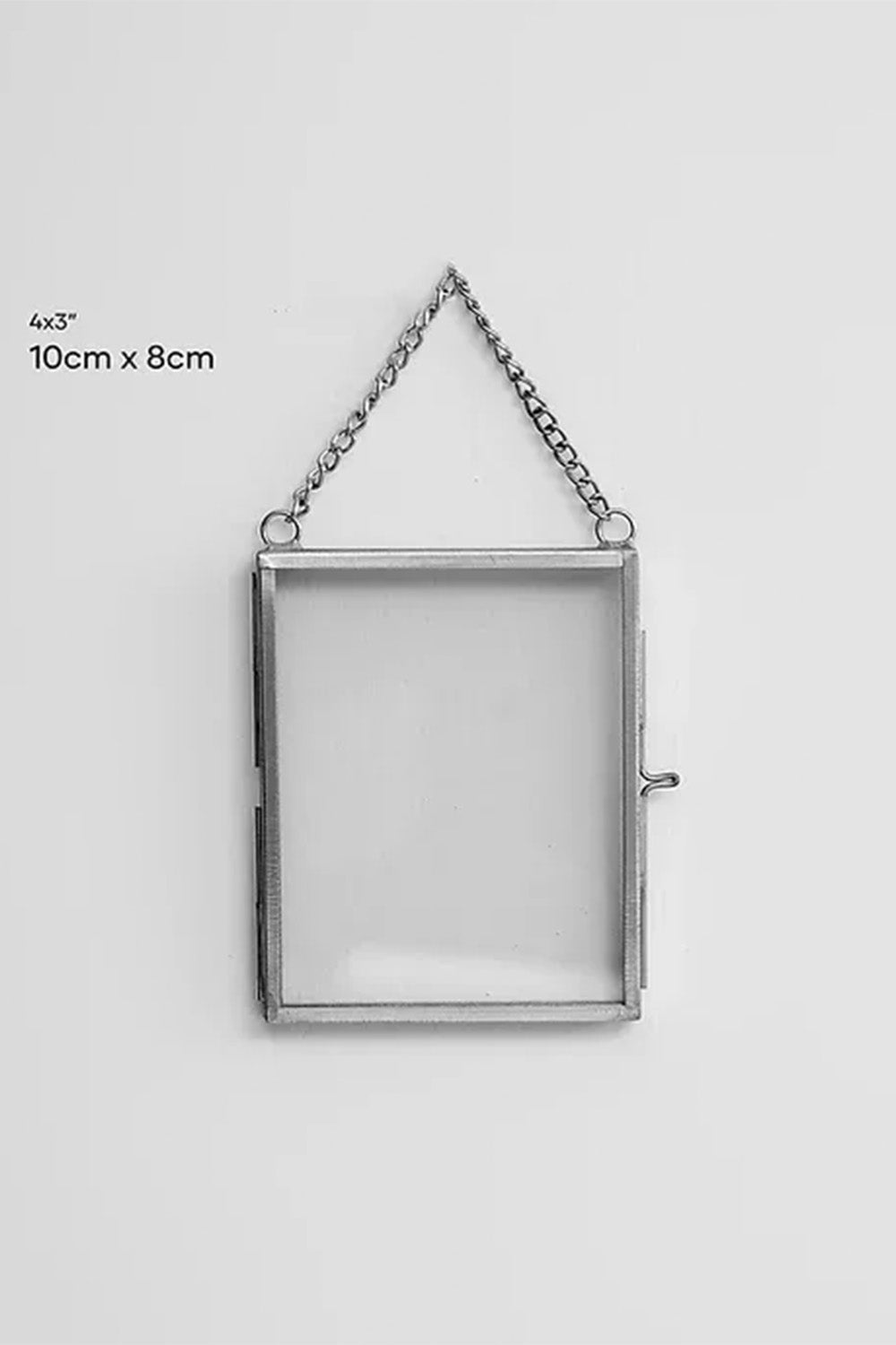 Dikey Gümüş Kapaklı Cam Duvar Askılı Fotoğraf Çerçevesi 10x8cm - 3
