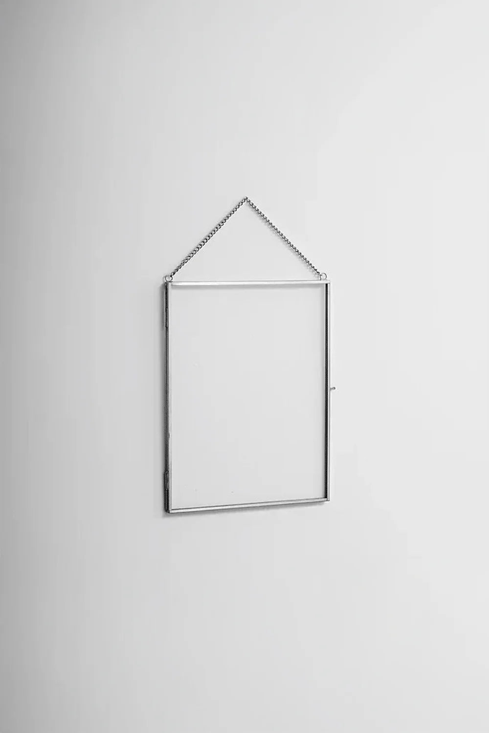 Dikey Gümüş Cam Duvar Askılı Fotoğraf Çerçevesi Kapaklı 25x20cm - 0