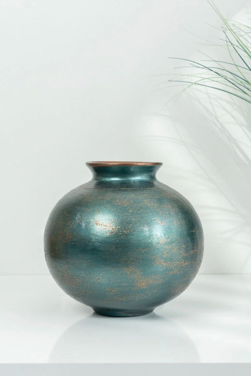 Bakırdan Seri Yeşil Küp Vazo - 0