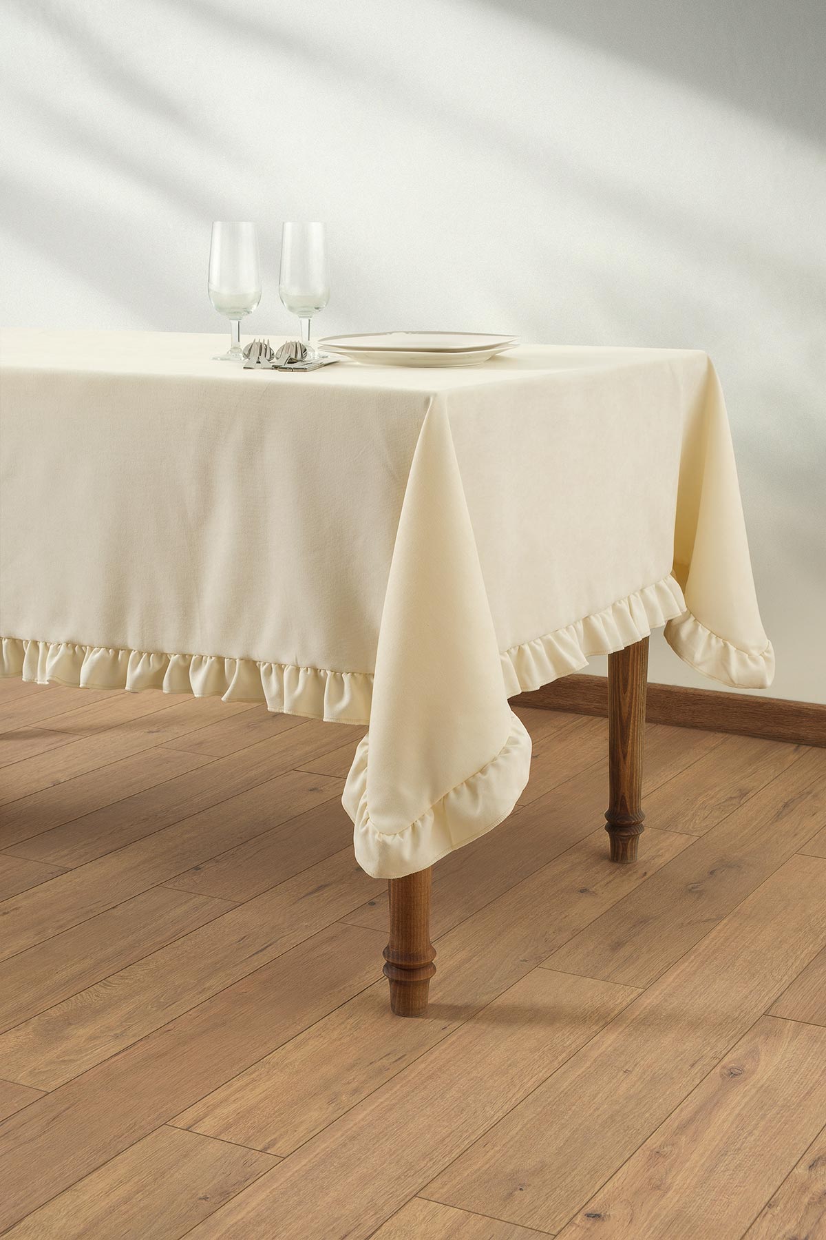 Venedik Firfirli Masa Örtüsü - 11