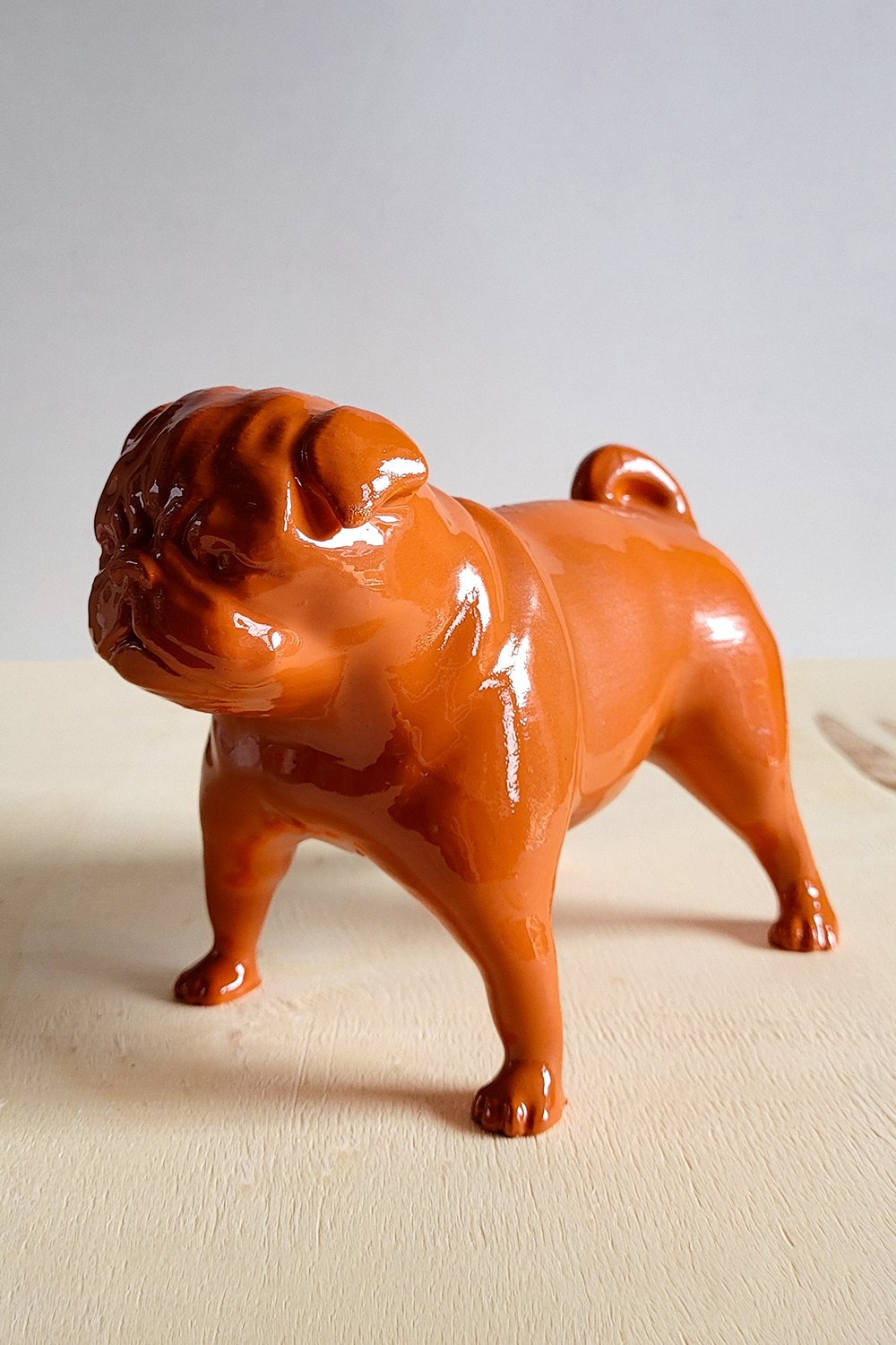 Pug Köpek Figürü | Kiremit - 6