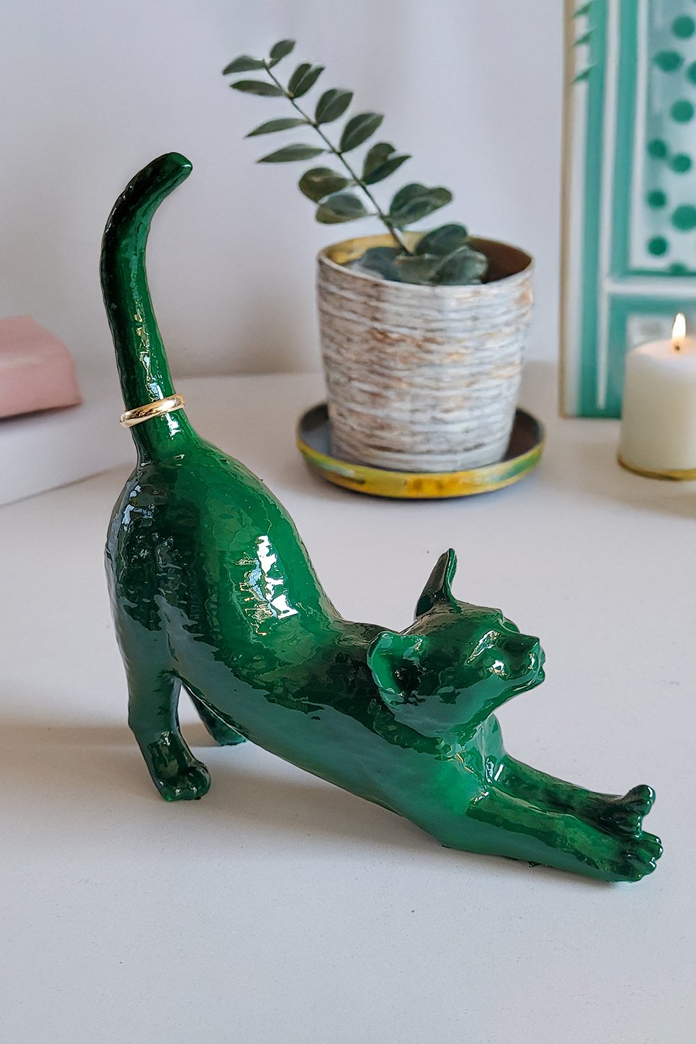 Esneyen Kedi Yüzük Düzenleyici | Zümrüt Yeşili - 1