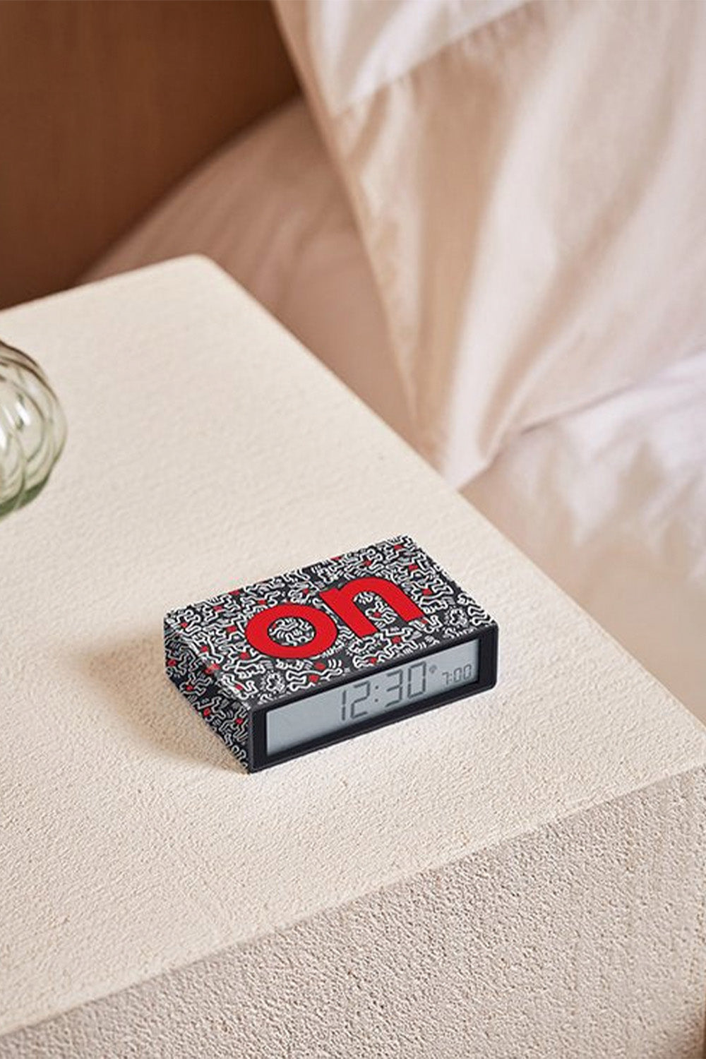 Flip + Alarm Saat X Keith Haring Love - 1