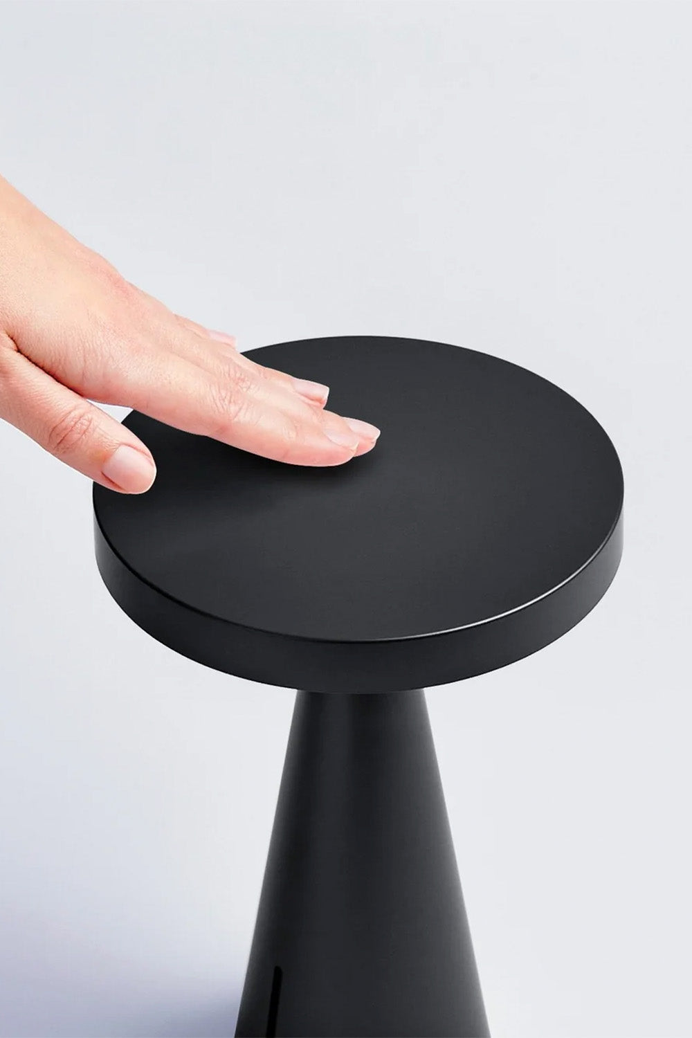 Mano Sensörlü Aydınlatmalı Jel Sabun Dispanseri Siyah - 1