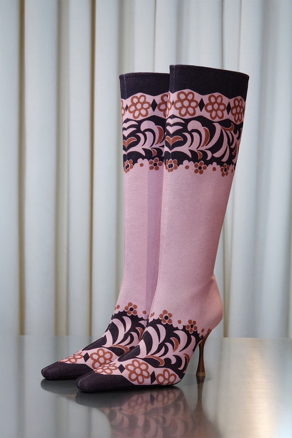 Relic Boots In Pink - 1