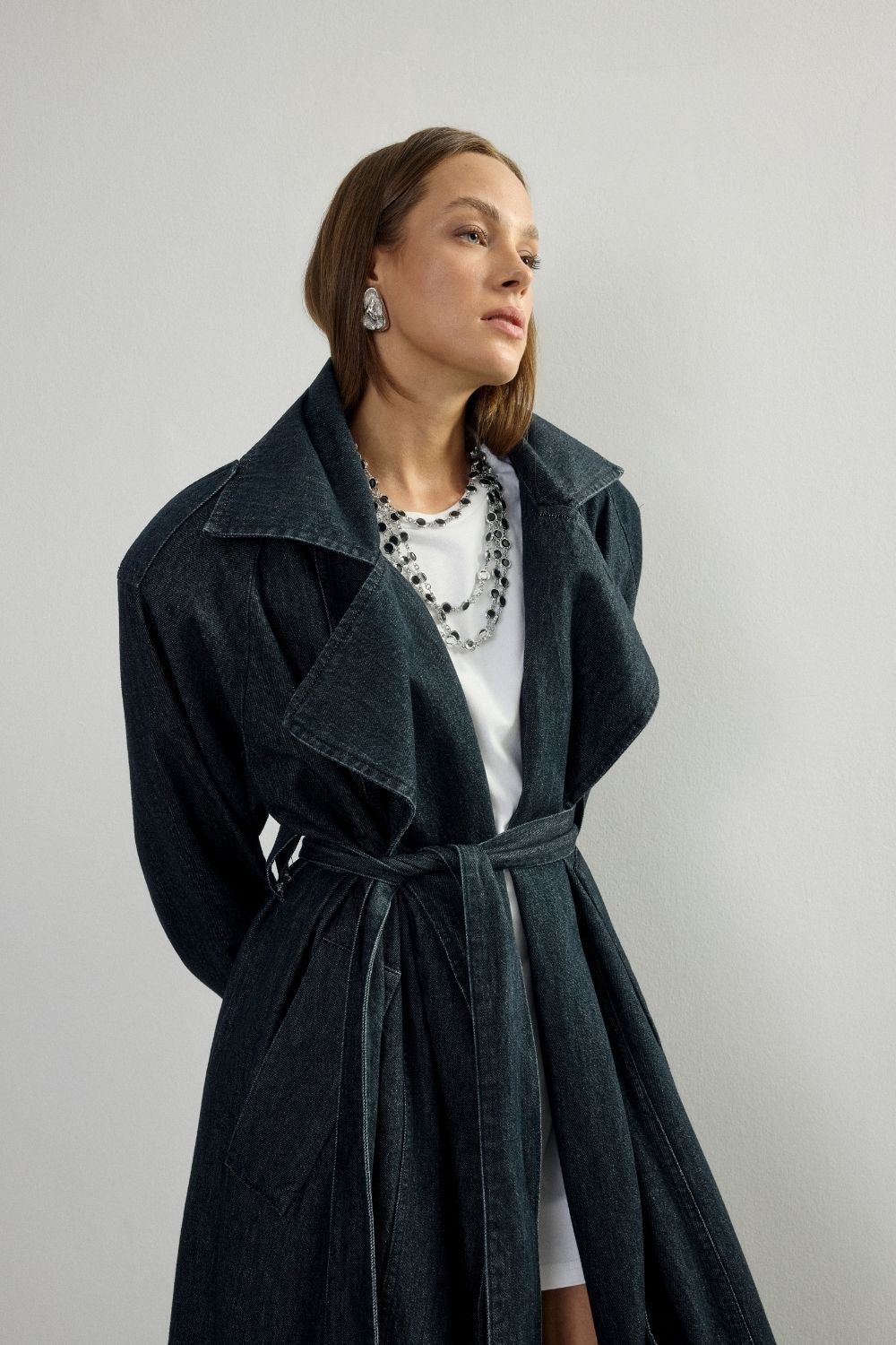 Loom Female Trenchcoat - 1