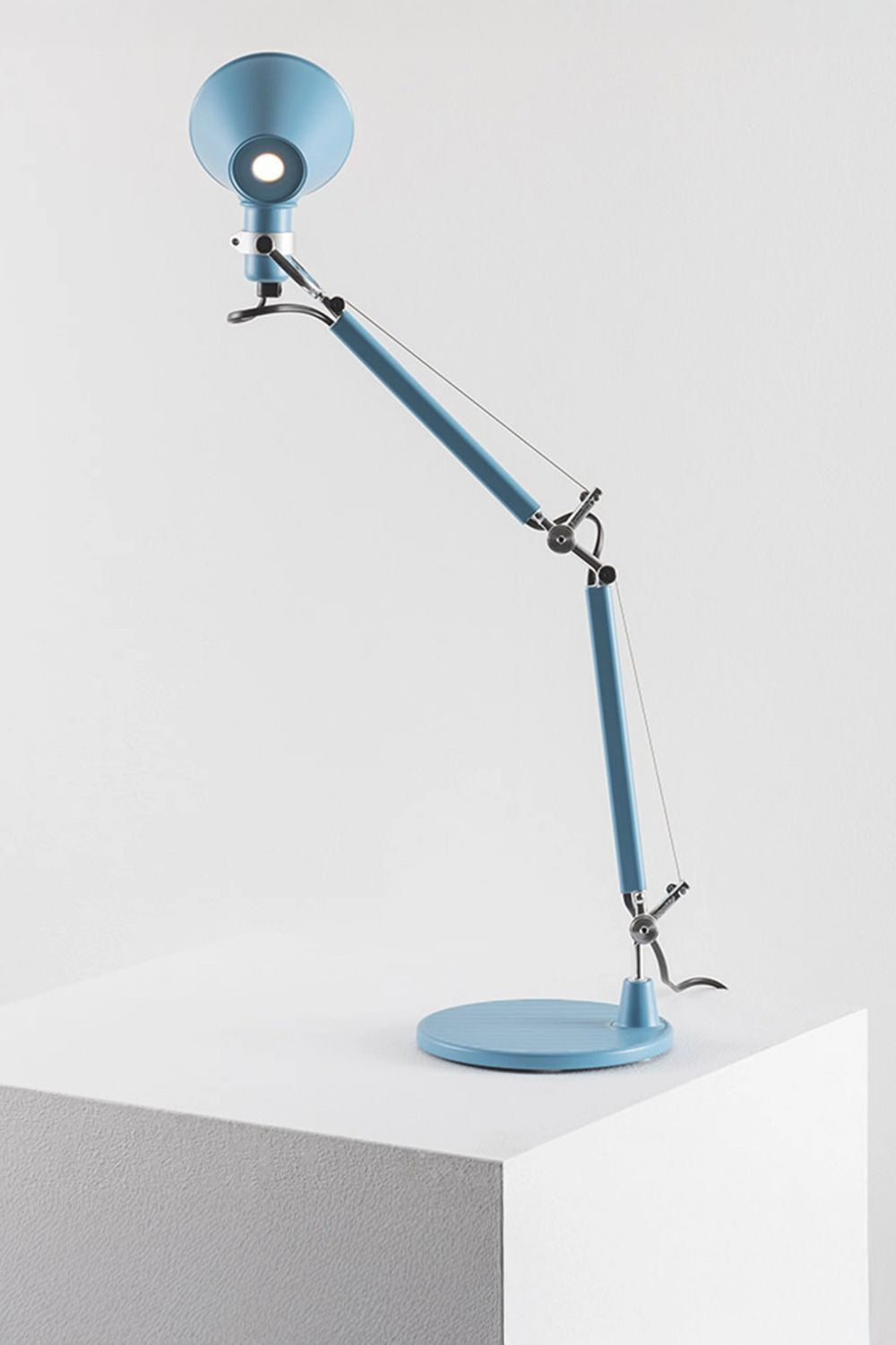 Tolomeo Micro Açık Mavi Masaüstü Aydınlatması - 0