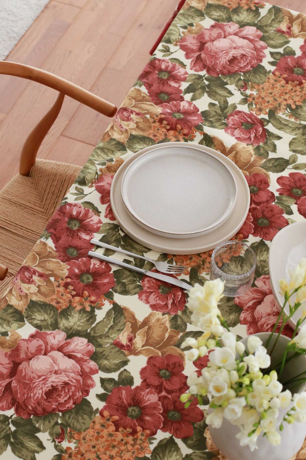 Çiçek Desenli Pamuk Masa Örtüsü - 1