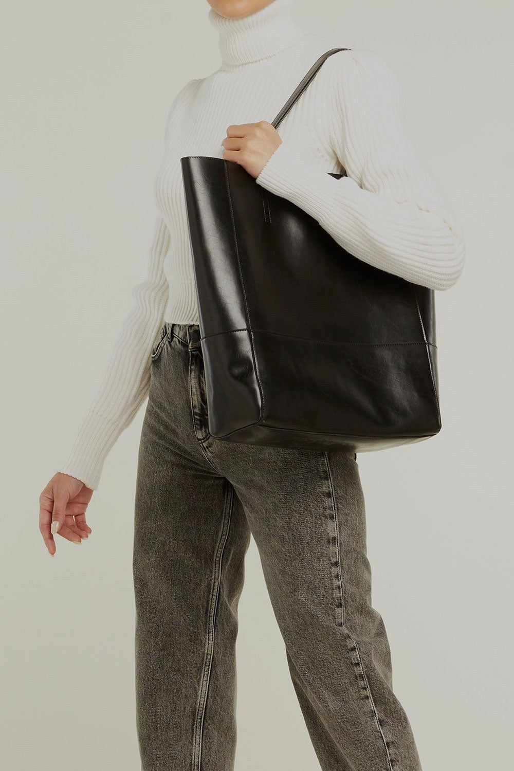 Olive Leather Handbag Black - 3
