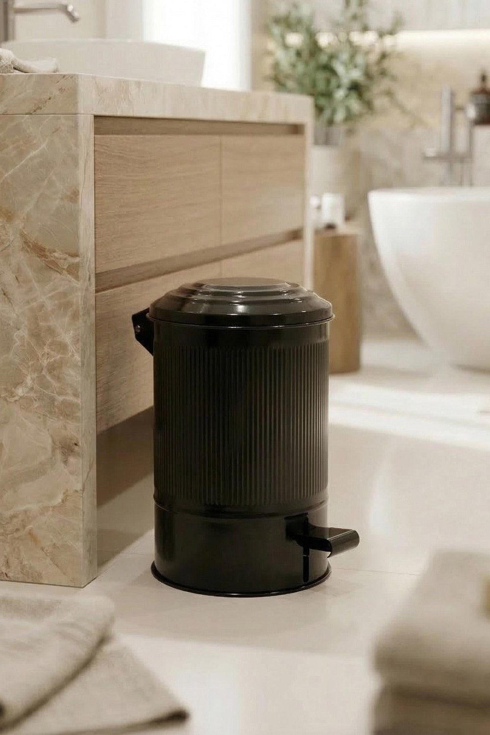 Stripe Mutfak Ve Banyo Çöp Kovası, Siyah, 5 Lt - 0