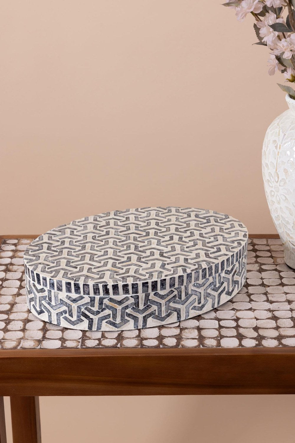 Sedef Yuvarlak Kutu 40x30x8 Cm - 0
