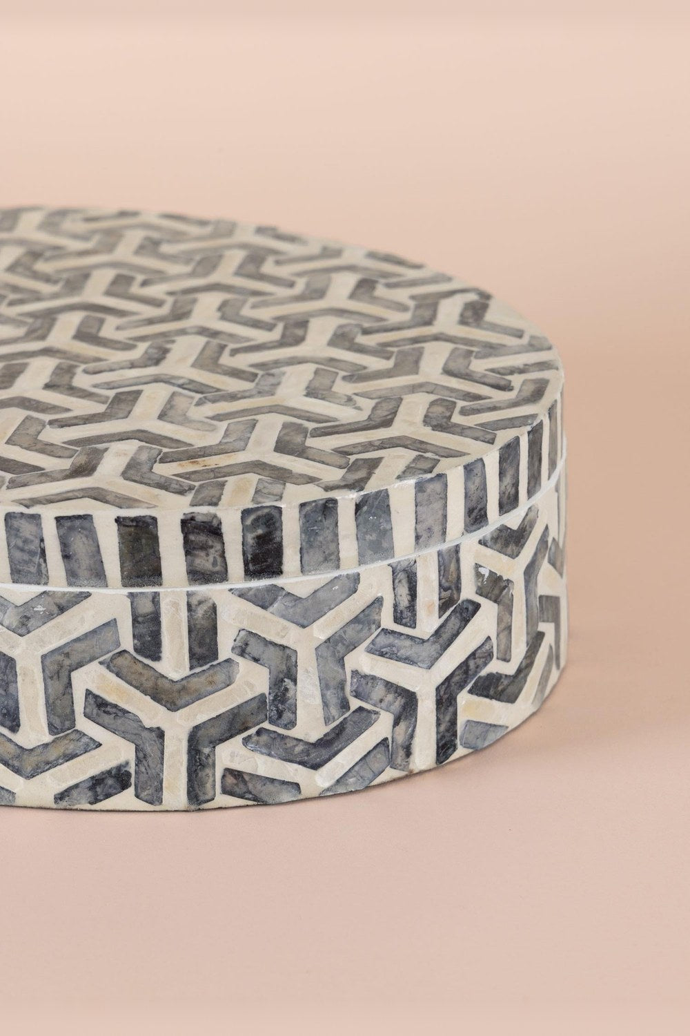 Sedef Yuvarlak Kutu 30x23x8 Cm - 2