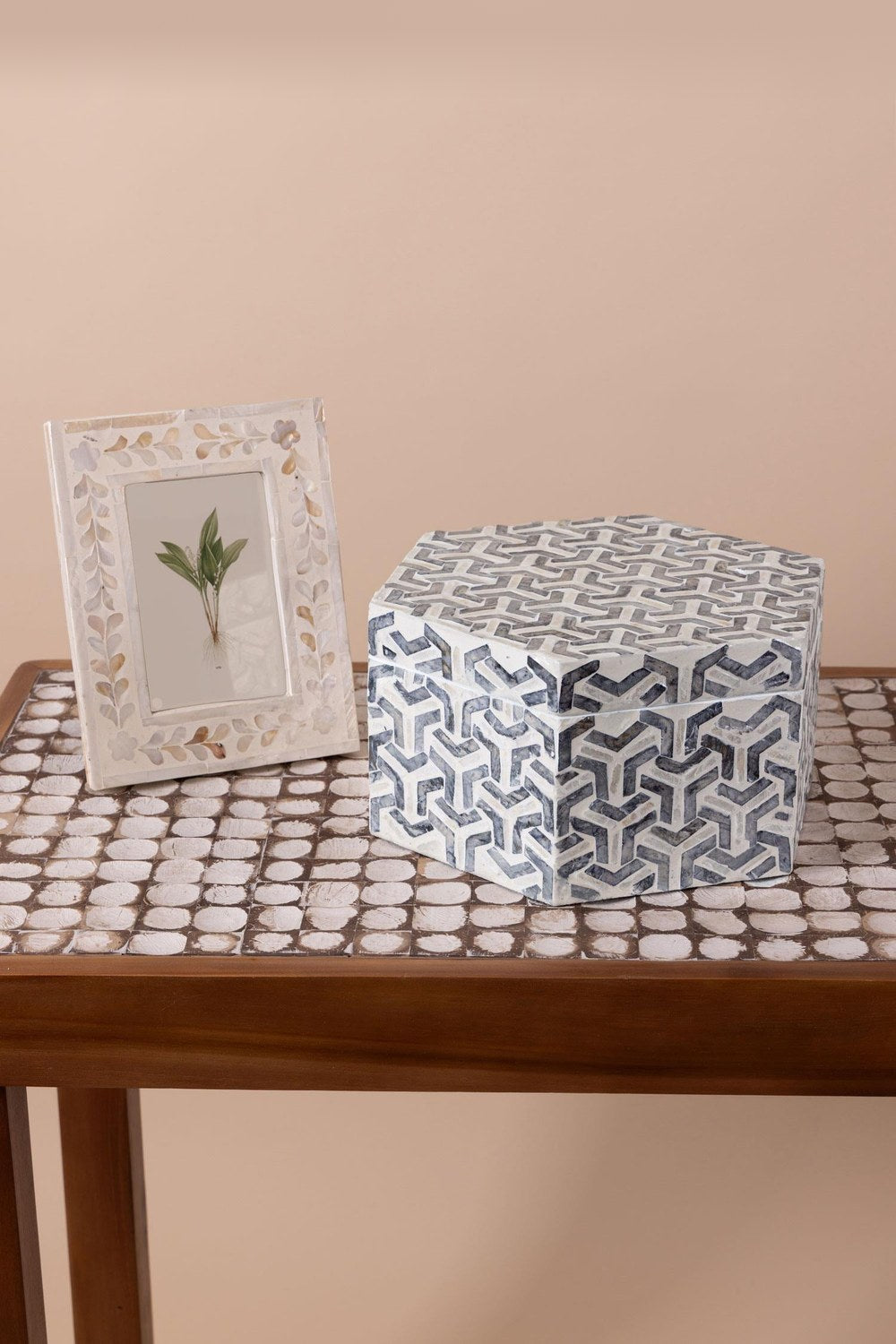Sedef Altıgen Kutu 28x24x14 Cm - 0