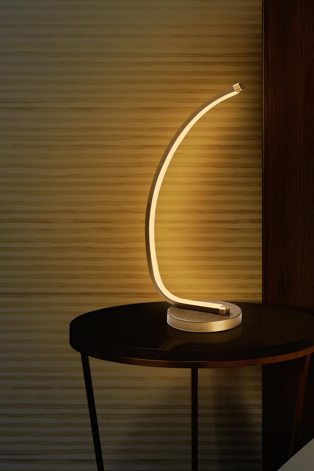 Vallera 13322 Led Masa Lambası Aydınlatma - 1