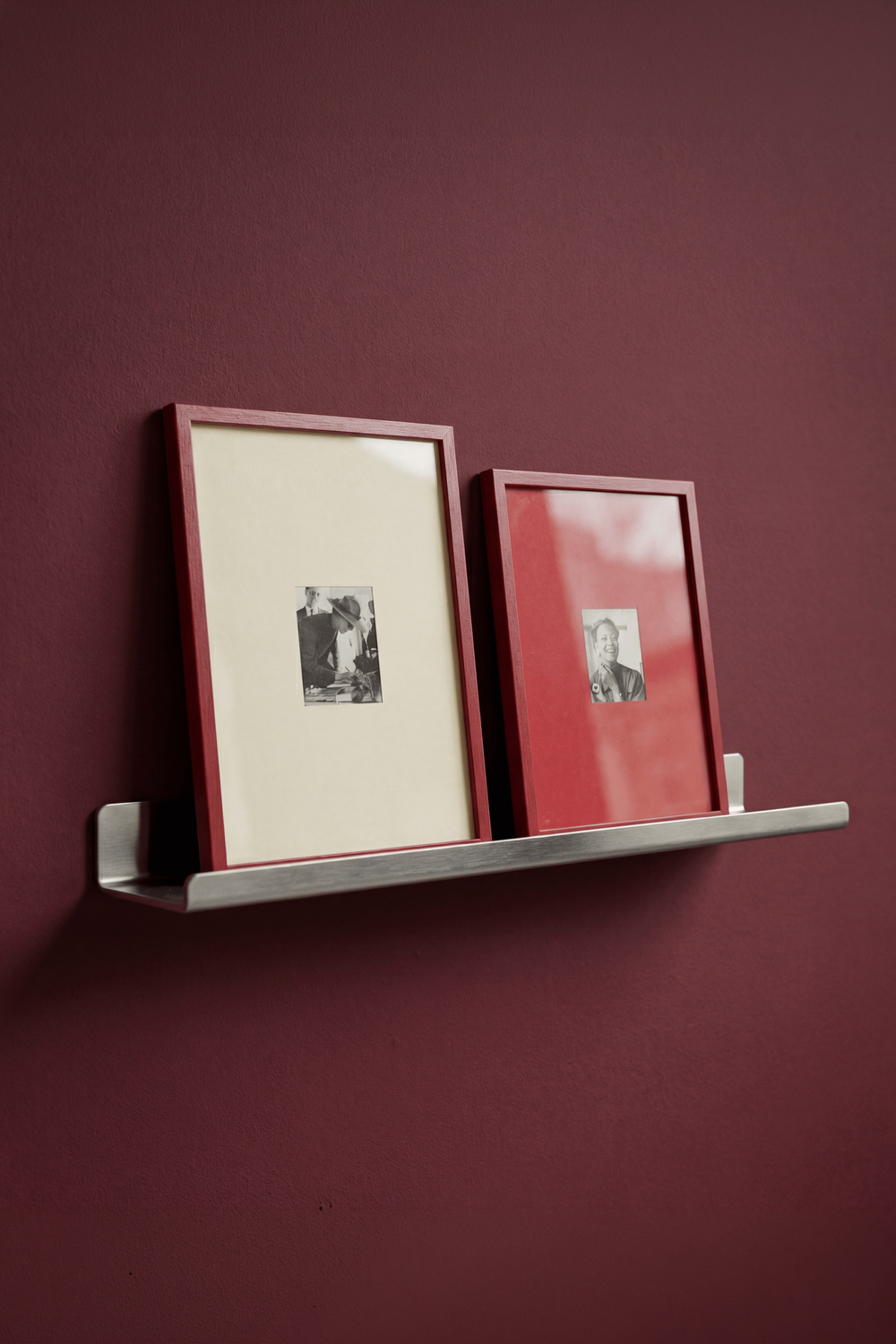 Modern Paslanmaz Çelik Duvar Rafı | Dergi & Çerçeve Standı - 1