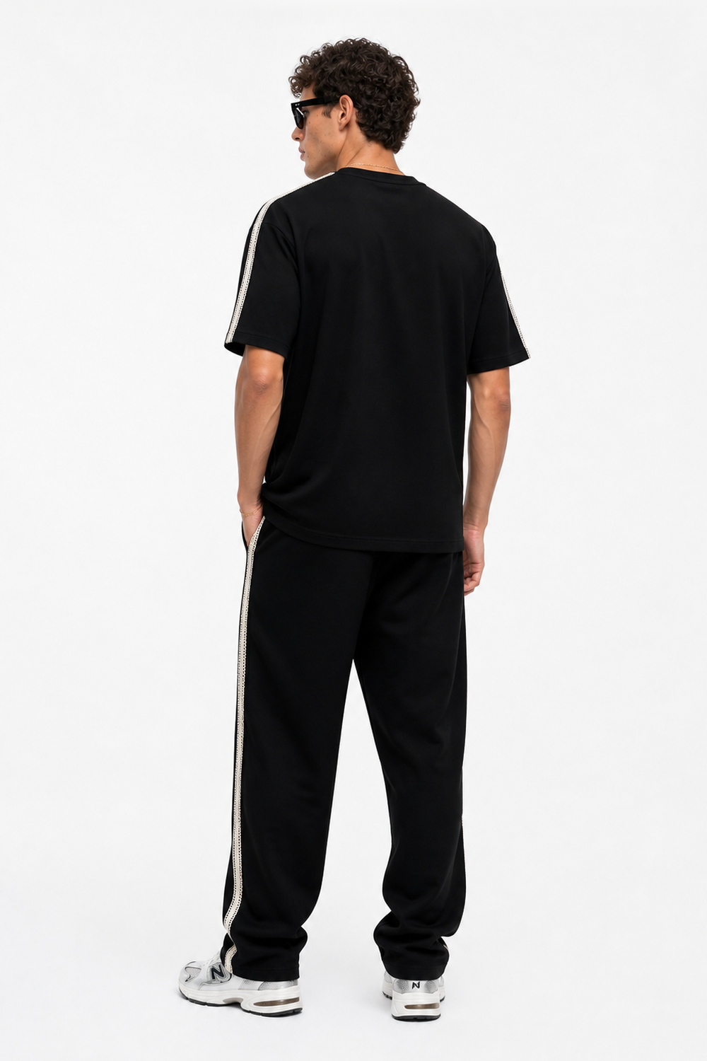 Erkek R Nakışlı Şerit Detaylı Regular Fit Eşofman Takımı Siyah - 4