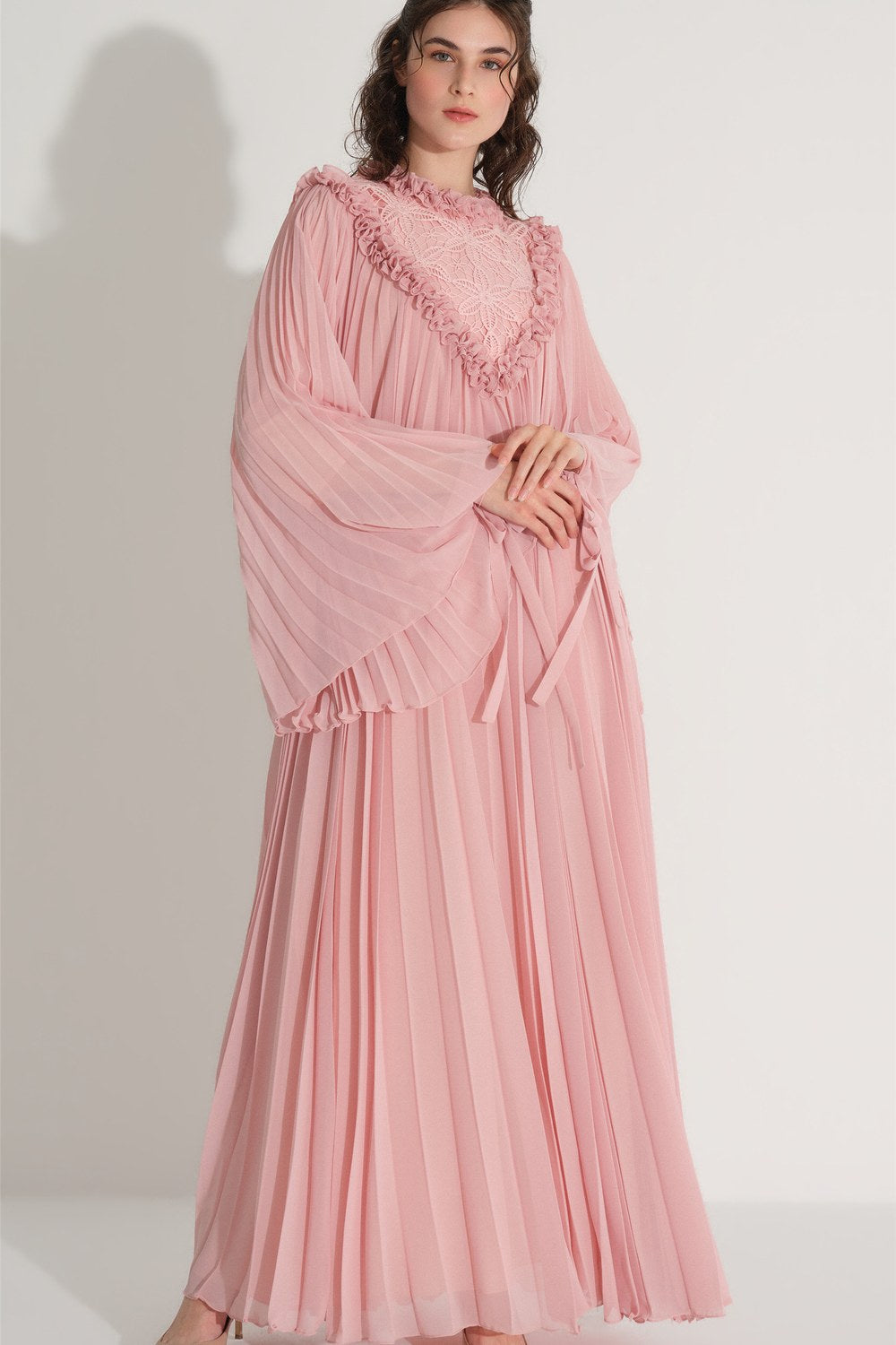 Üst Bedeni Dantel Fırfır Detaylı Pilise Elbise - Pembe - 3