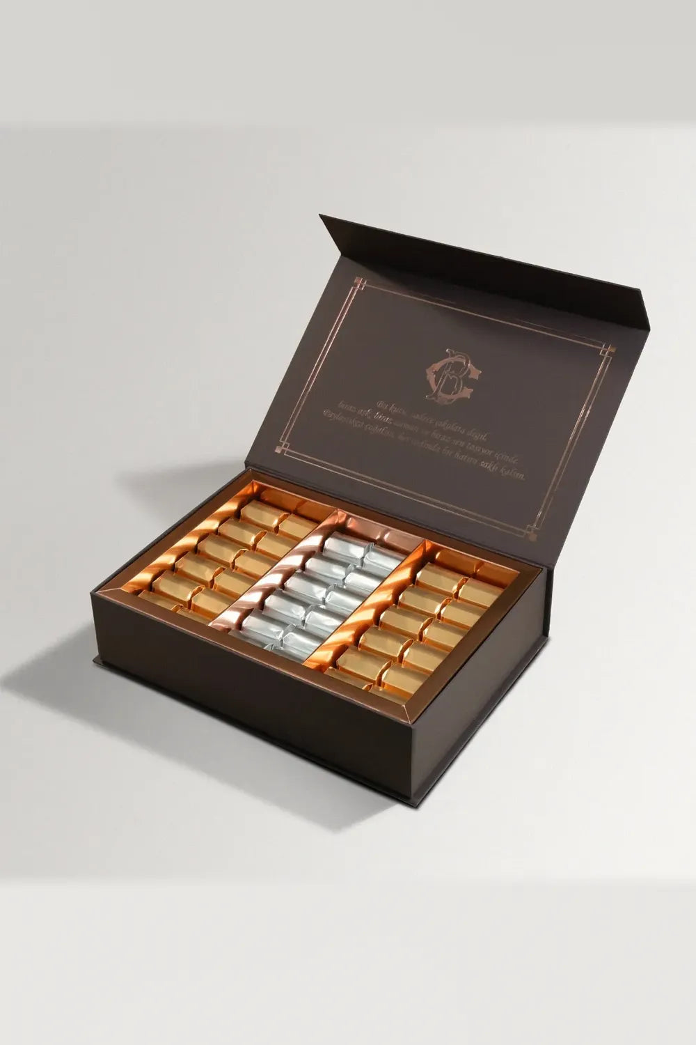 Paketli Sütlü Çikolata Fıstıklı - 800 Gr - 0