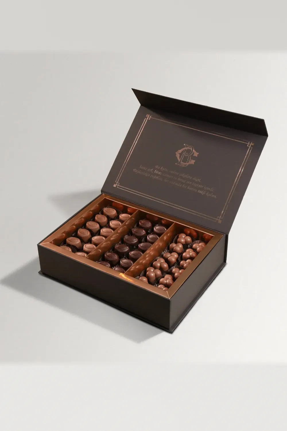 Special Karışık Çikolata Sütlü Ve Bitter - 650-700 Gr - 0