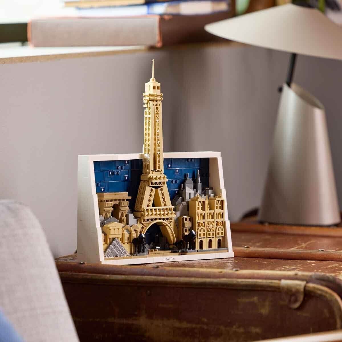 21064 Lego Architecture Paris – Aşıklar Şehri 958 Parça +18 Yaş