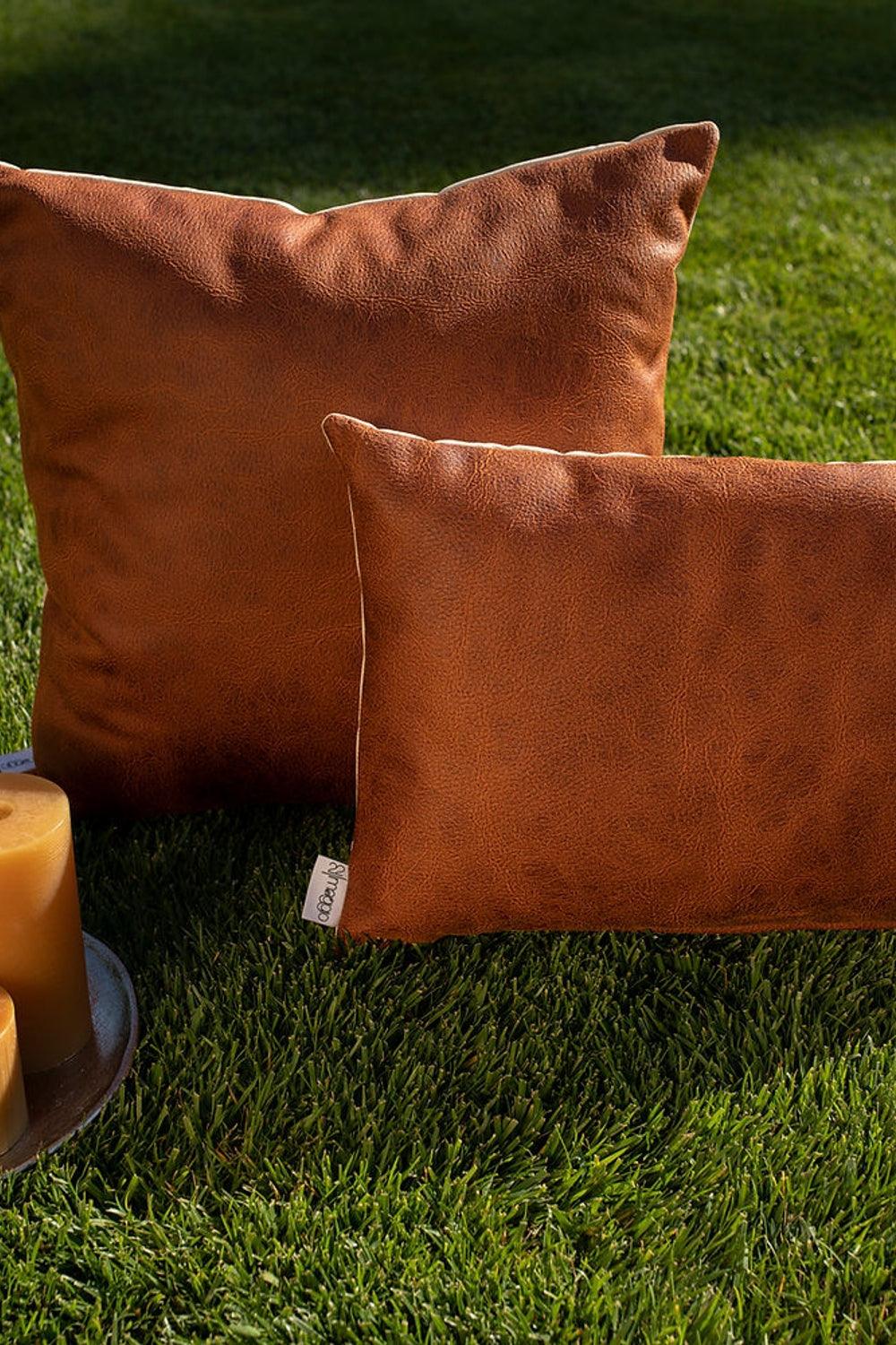 22 Maggio Istanbul-Marte Suni Deri Taba Dekoratif Yastık 50x50 cm-Yastık-2-Milagron.com