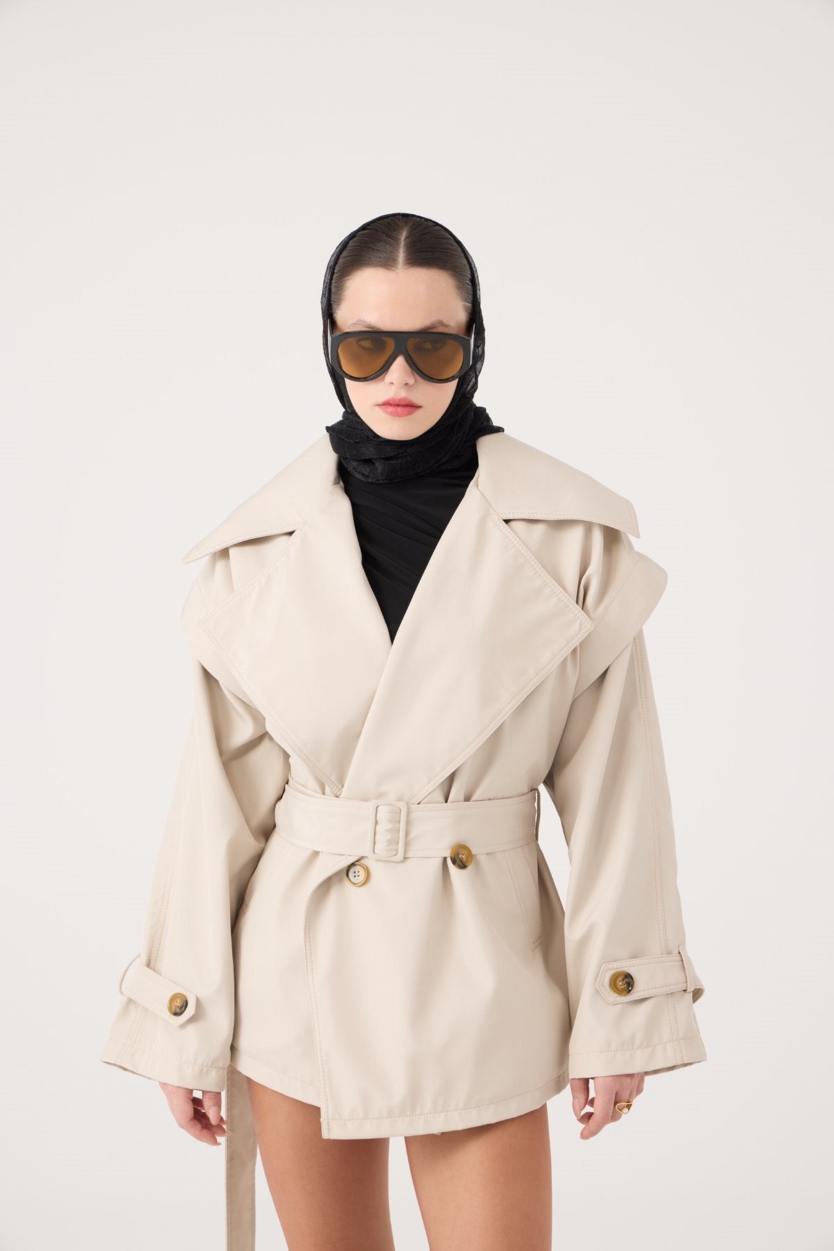 Kemerli Oversize Kesim Sara Trençkot Bej