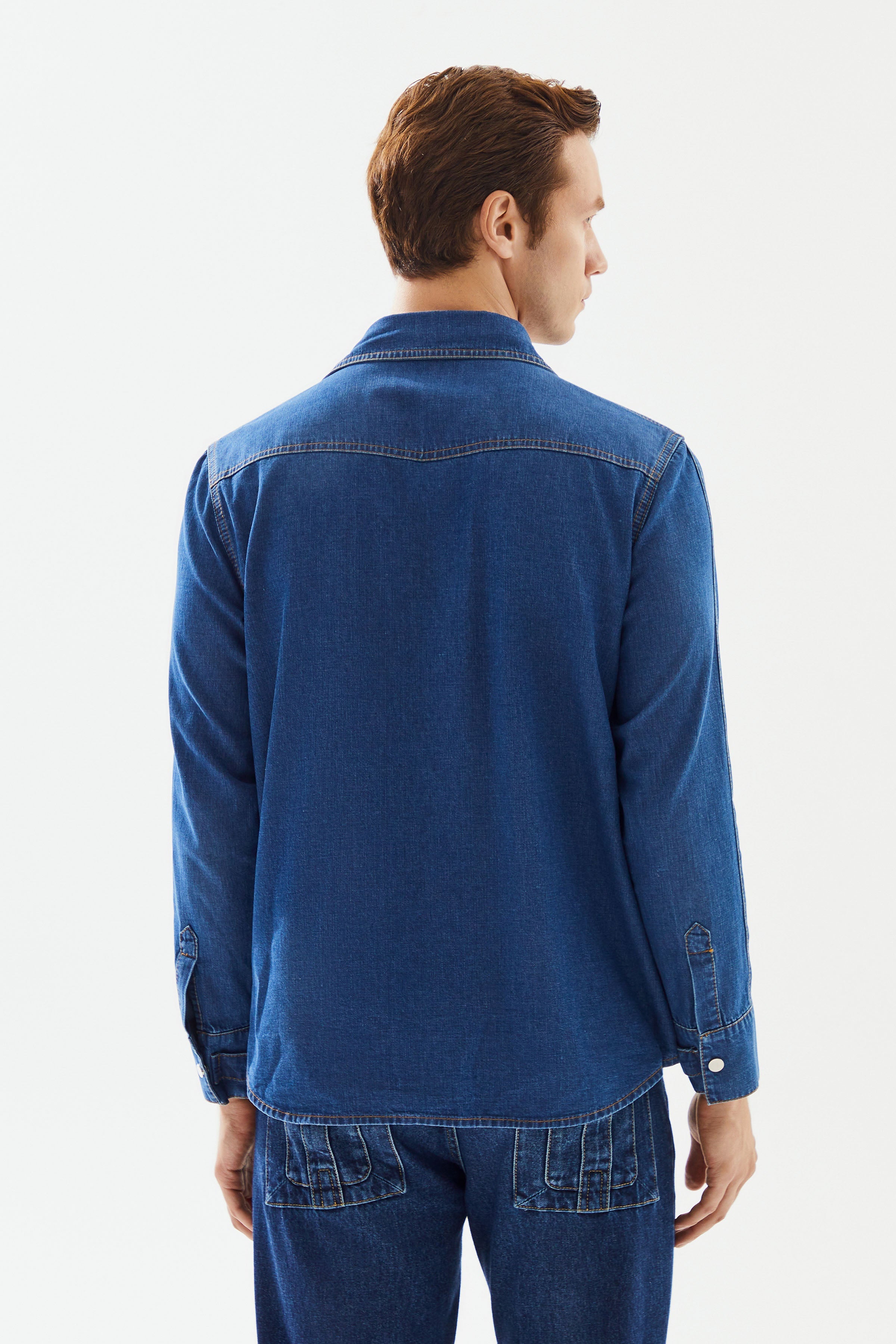 2be4A-Erkek Koyu Mavi Cepli şerit Detaylı Denim Gömlek-6-Milagron.com