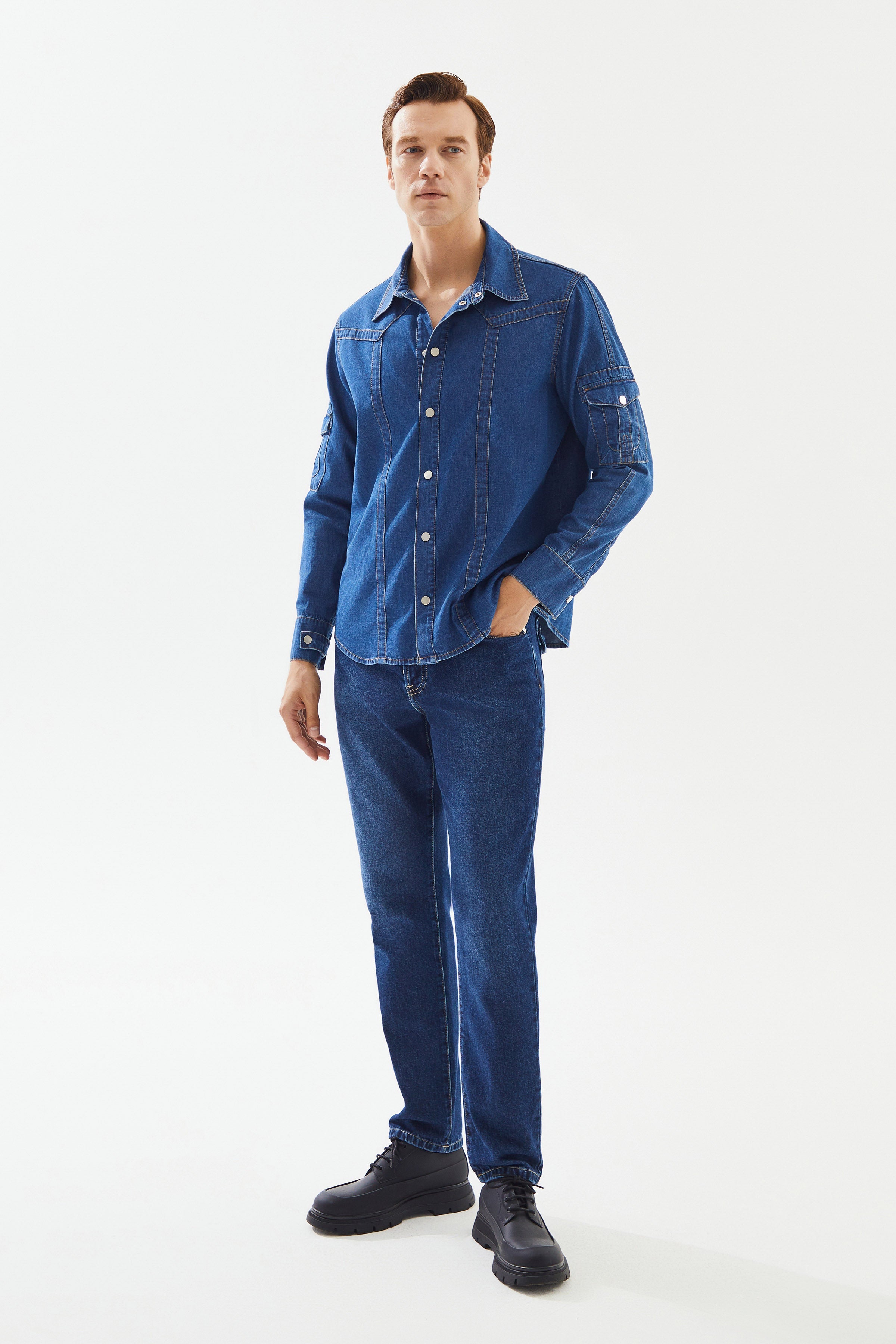 2be4A-Erkek Koyu Mavi Kol Cepli Denim Gömlek-4-Milagron.com