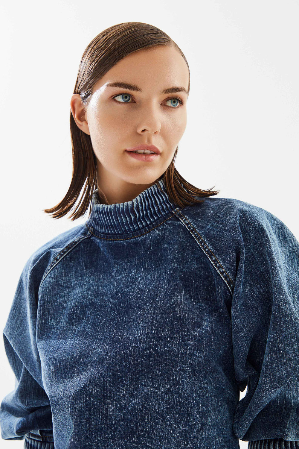 2be4A-Kadın Balon Kollu Kısa Denim Bluz-Bluz-5-Milagron.com