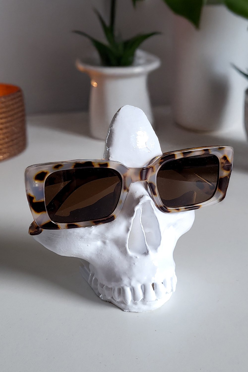 42A35 Home & Living-Kuru Kafa Gözlük Tutacağı | Beyaz-Takı Standı-2-Milagron.com