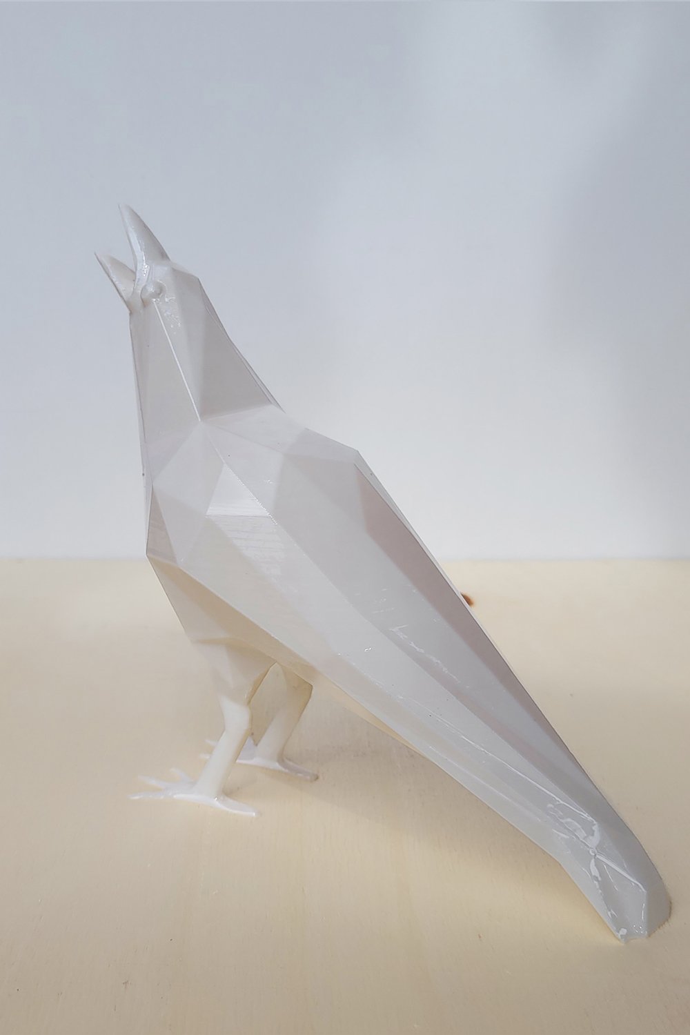 42A35 Home & Living-Lowpoly Karga Figürü | Beyaz-Biblo-5-Milagron.com