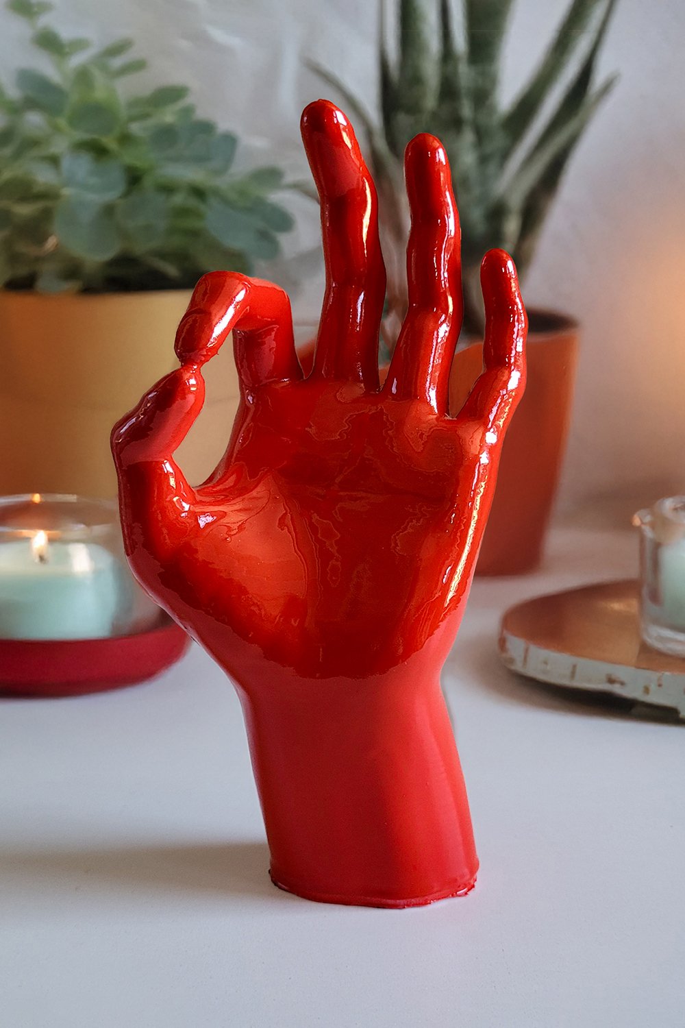 42A35 Home & Living-Okey El Figürü V2 | Kırmız-Heykel-1-Milagron.com