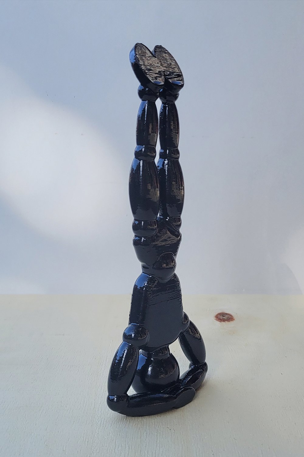 42A35 Home & Living-Yoga Sirşasana Pozu Model | Siyah-Biblo-5-Milagron.com