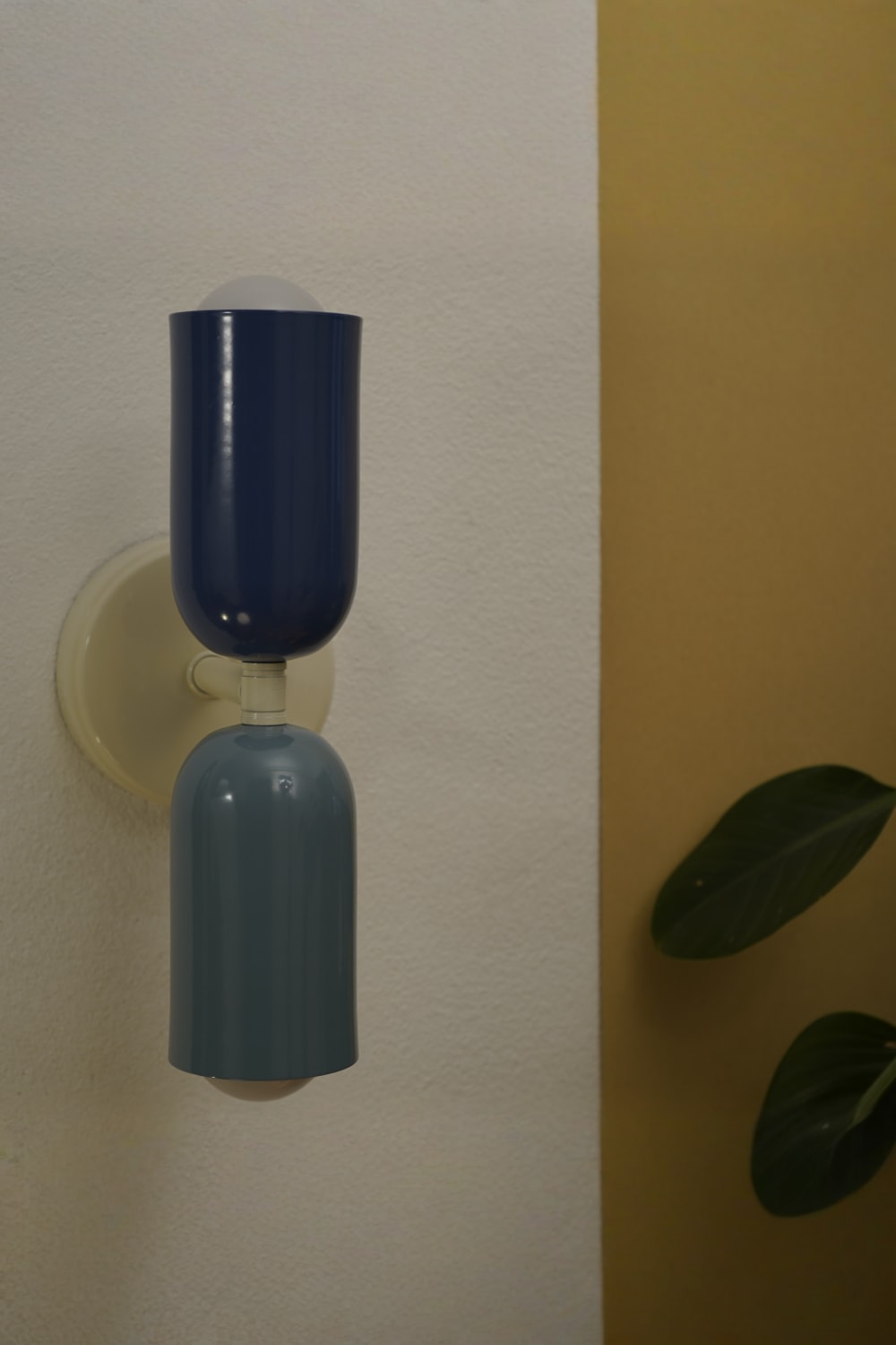 5lamp Design-Capsule Dekoratif Duvar Aydınlatması-Aplik-1-Milagron.com